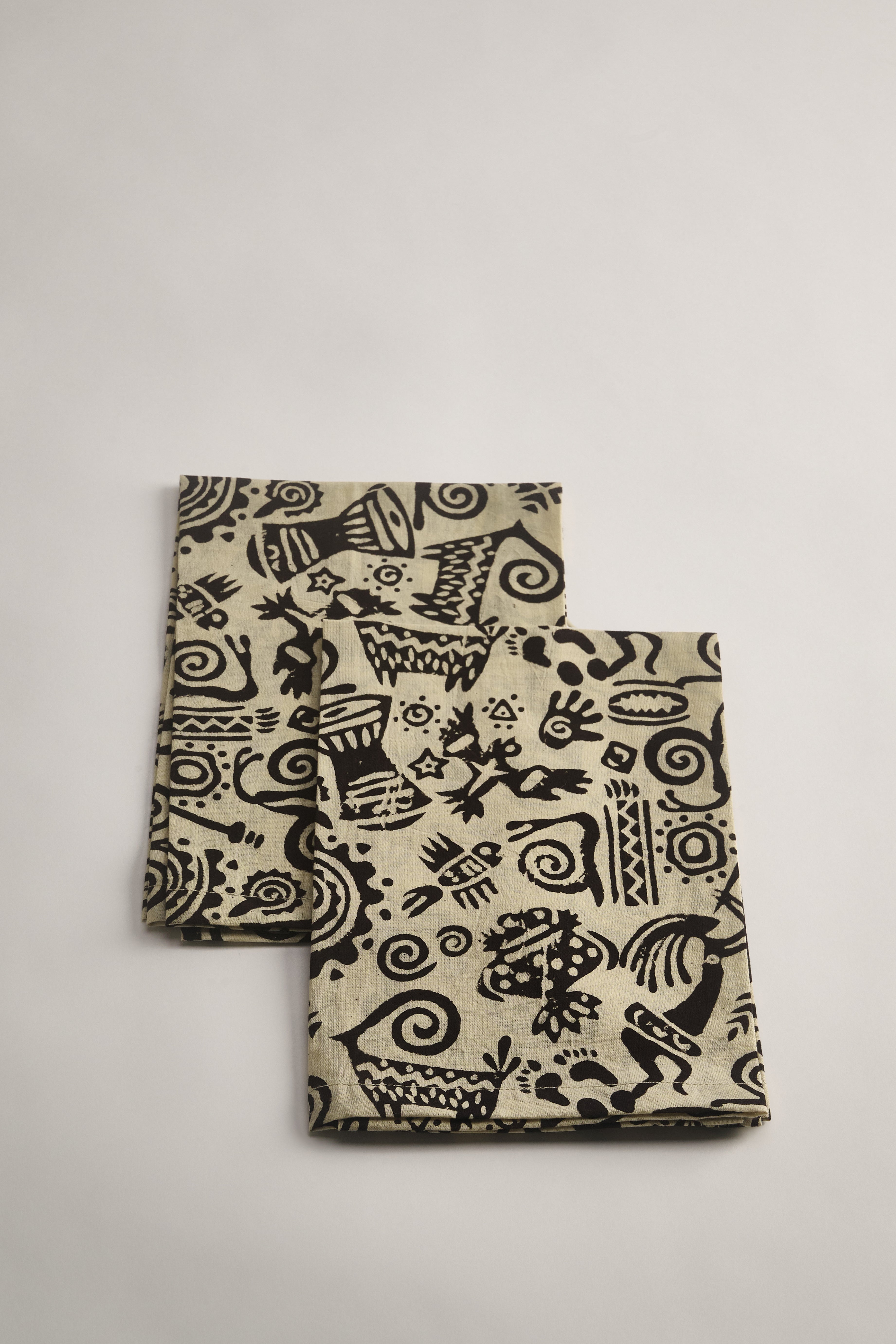 B&W Abstract Napkins