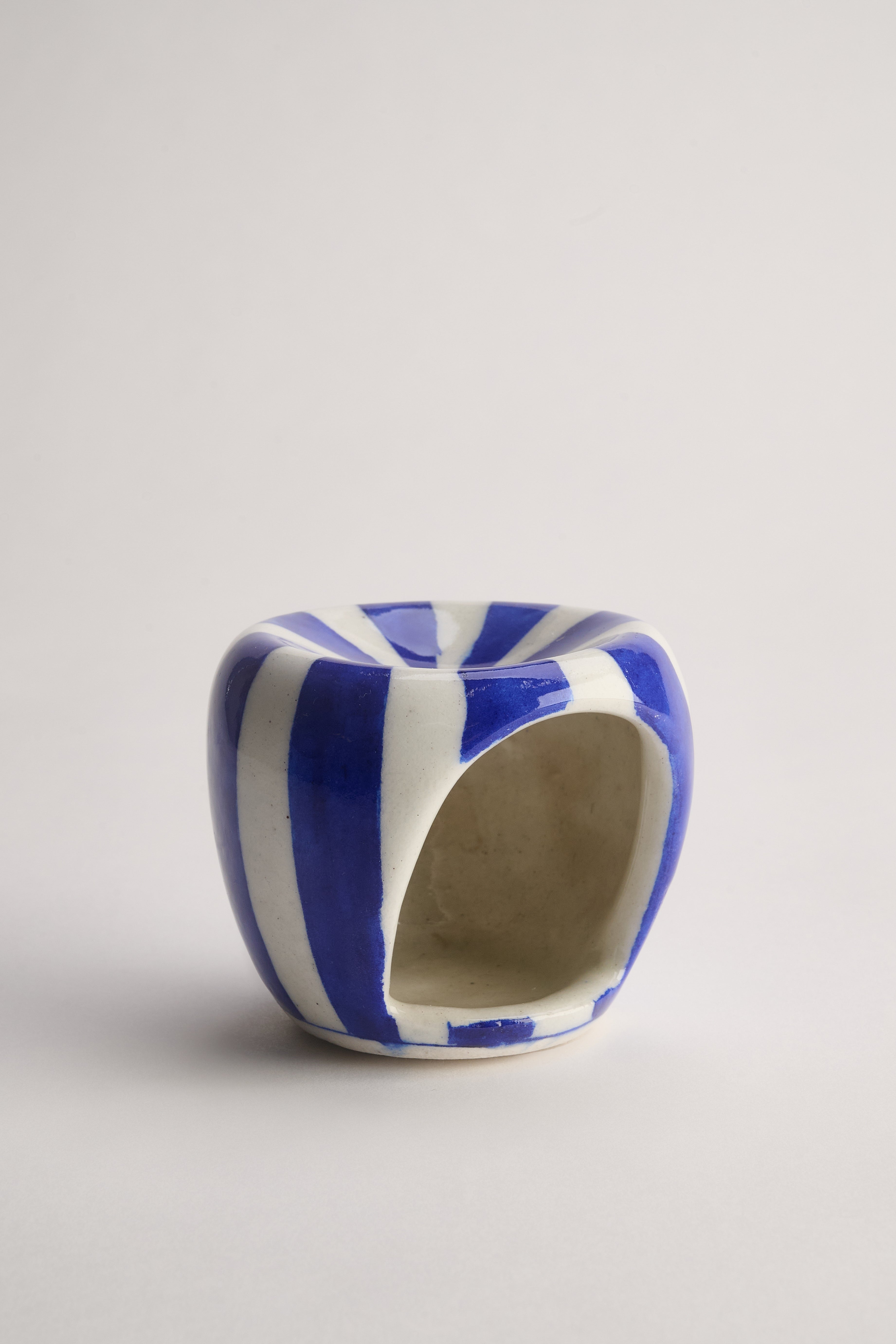 Ceramic Checkered Essential Oil Burner