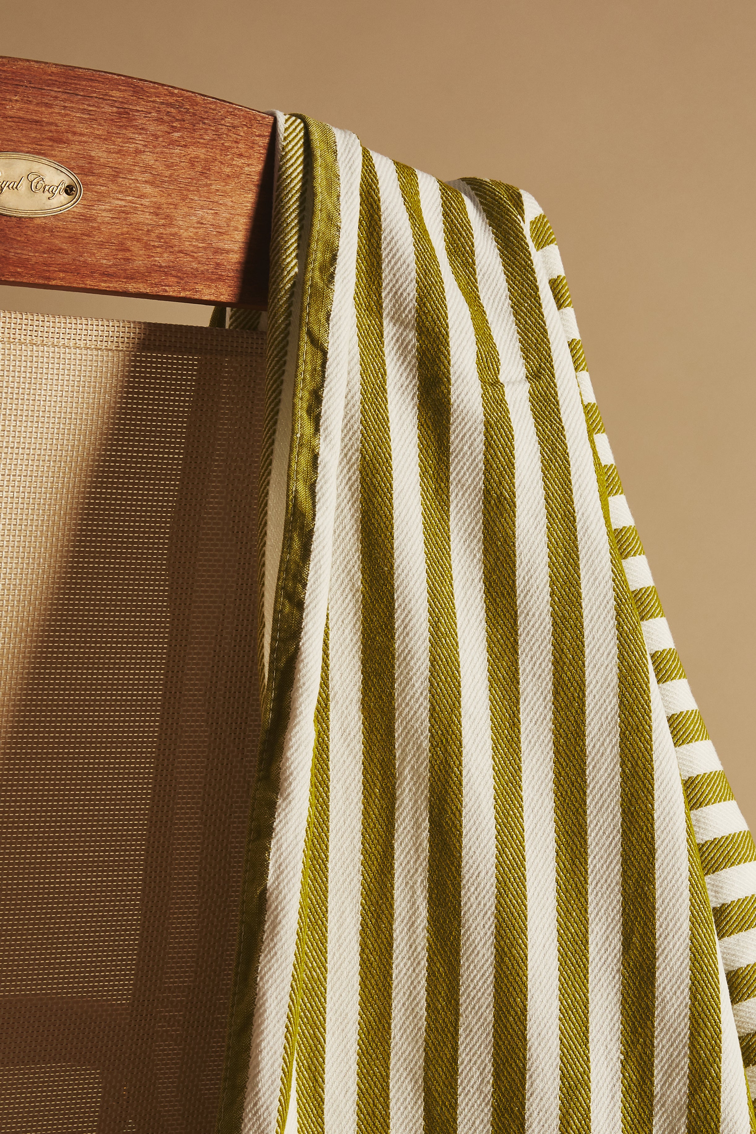 The Indian Toowal & Frill