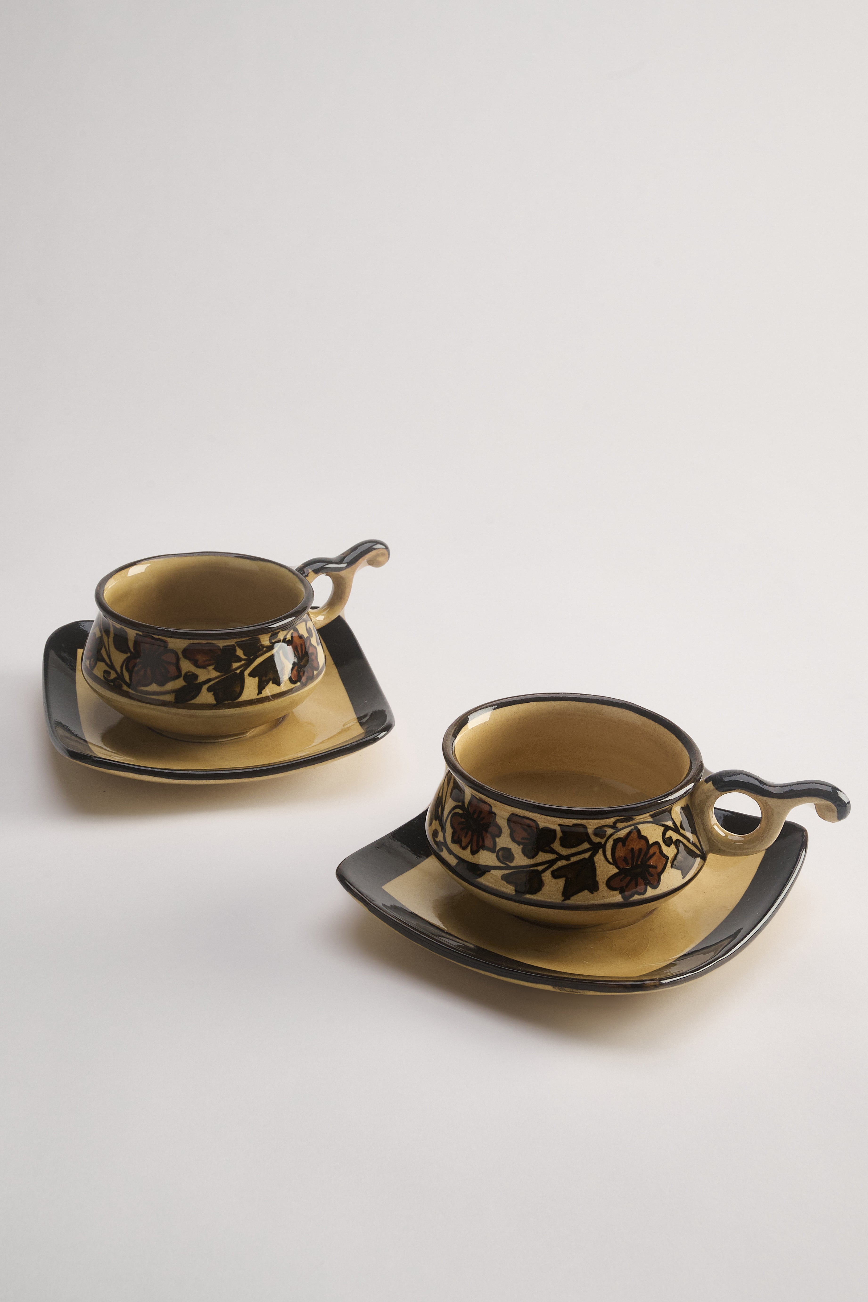 Cup & Saucer Set