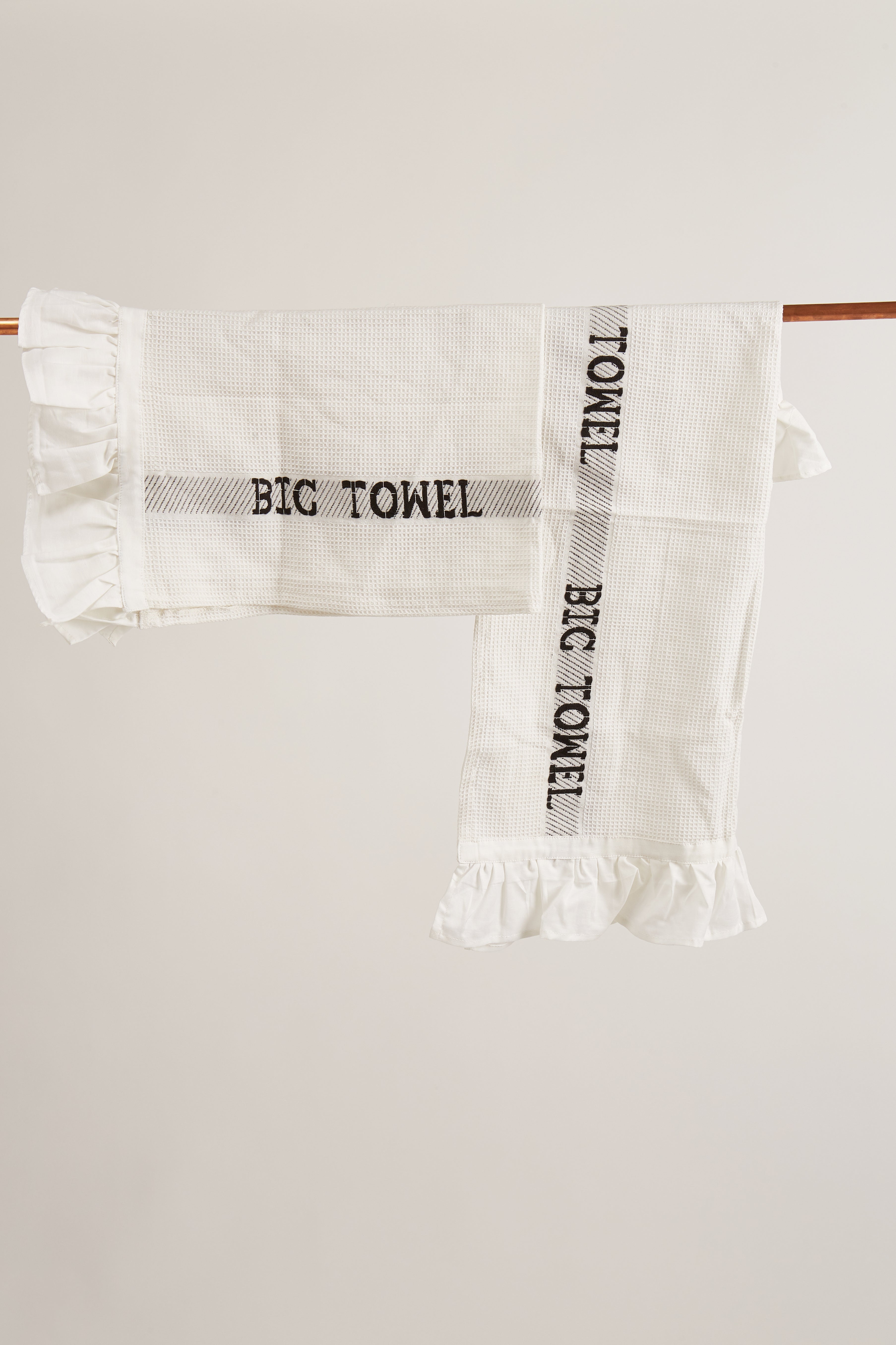 “Big towel (energy)” Tea Towel