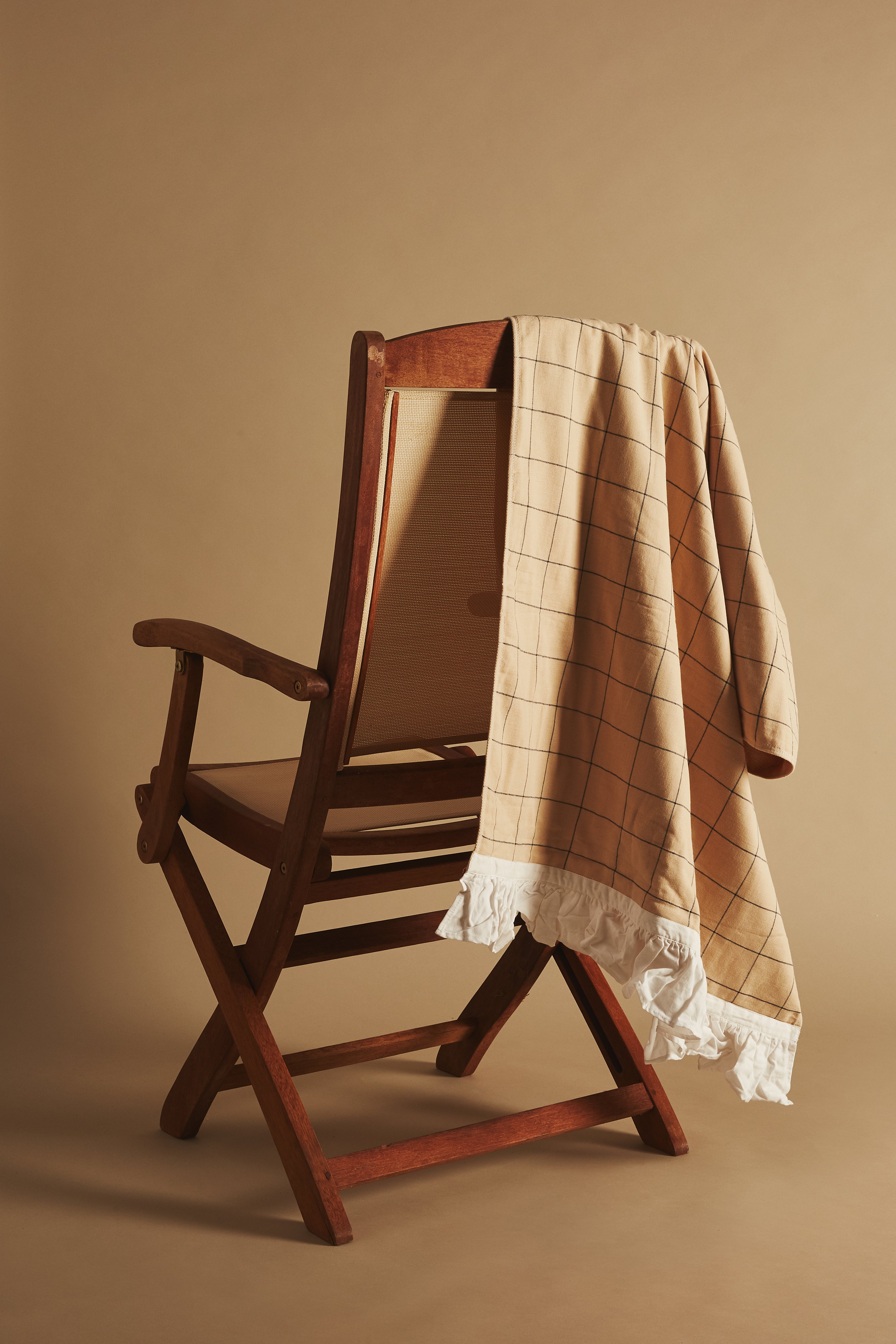 Reversible Check & Frill Towel